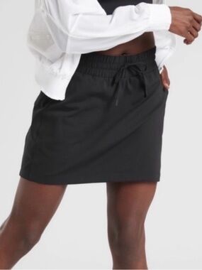 Athleta Excursion Hybrid skort
